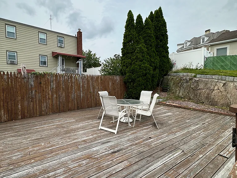 61 Mansion Ave #1 — Photo 17