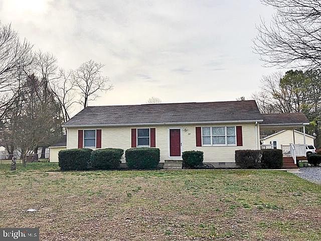 1st image of 22 Hackberry Dr