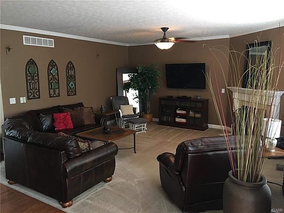 4th image of 6300 Cabell Ct
