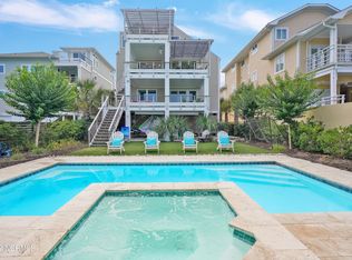 910 Lumina Ave S, Wrightsville Beach, NC 28480