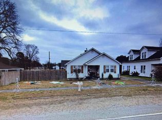 207 S Main St, Rector, AR 72461