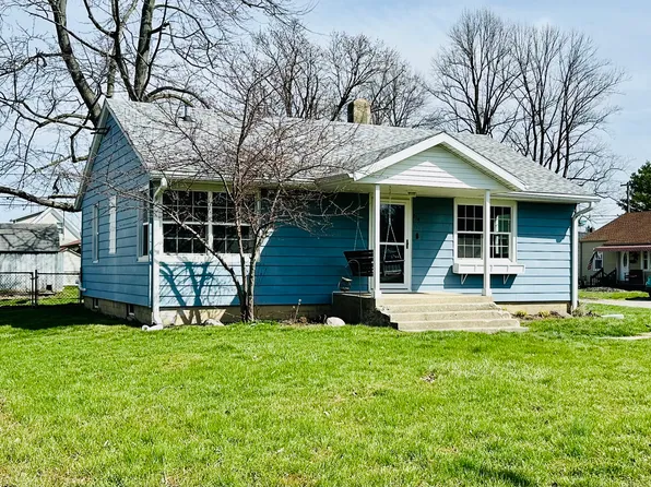 214 E School St, Centerville, IN 47330