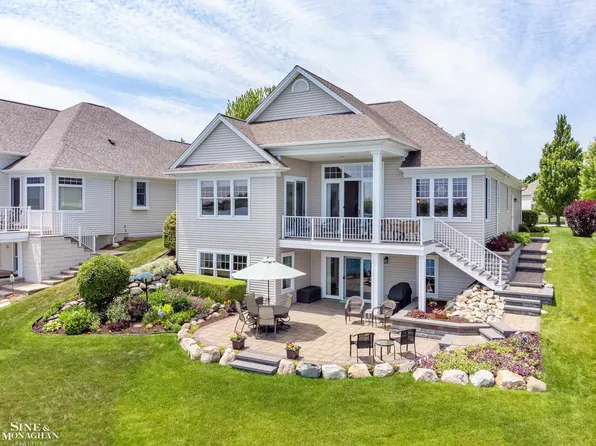 3891 Riverview Ter S #30, East China, MI 48054