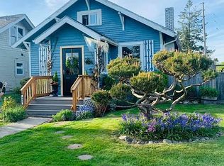 686 H St, Blaine, WA 98230