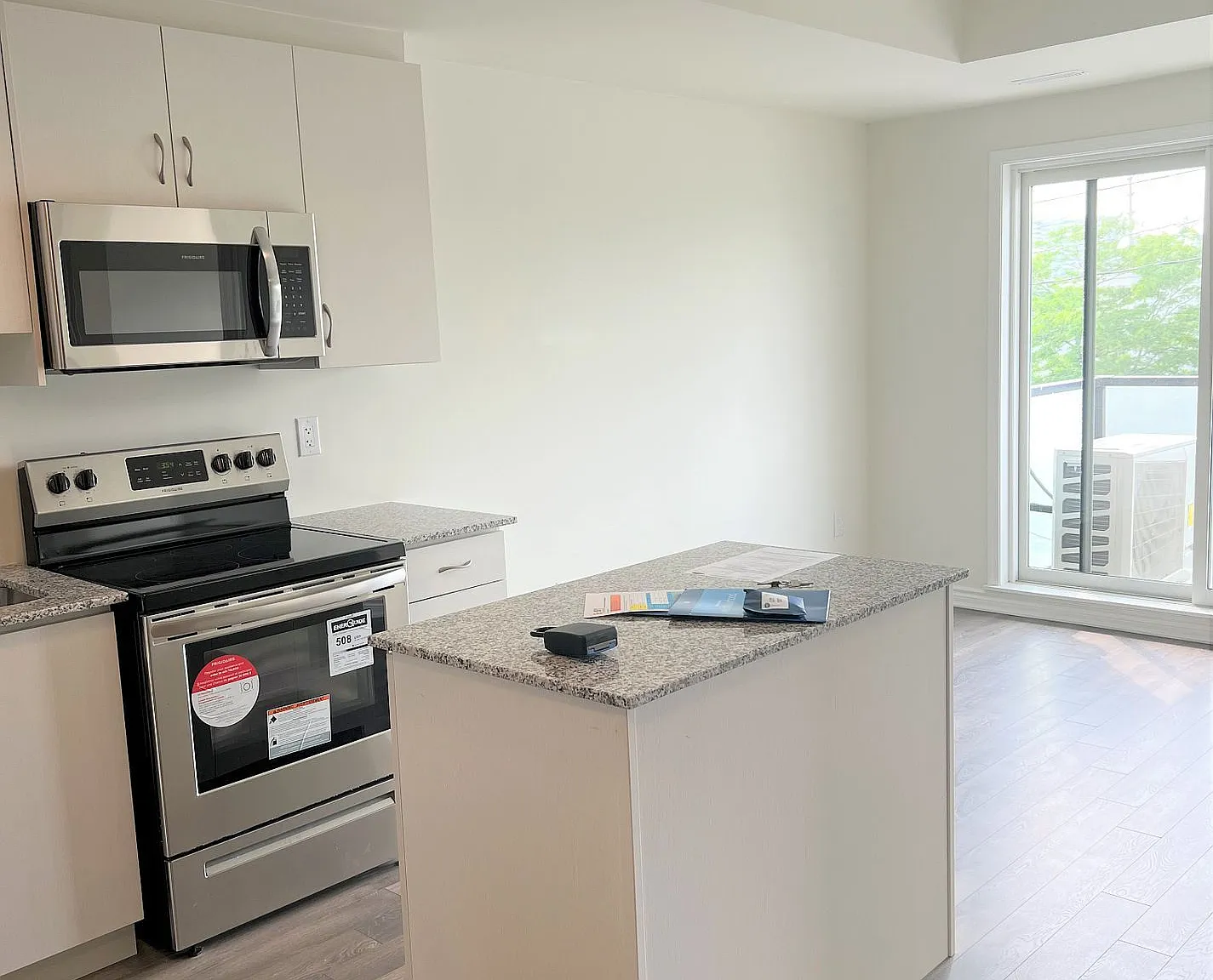 3 bed, $2,800 — Photo 4