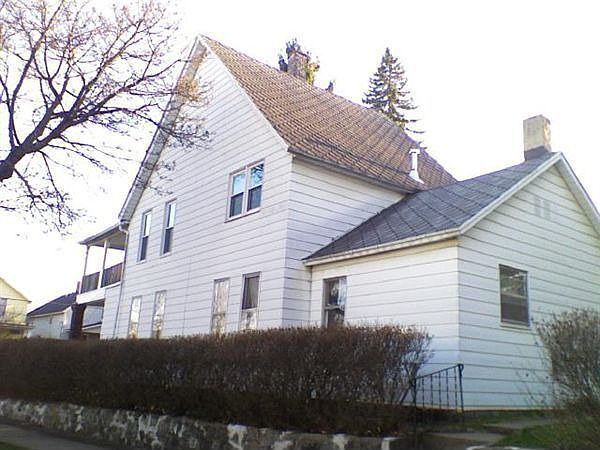 exterior rear view