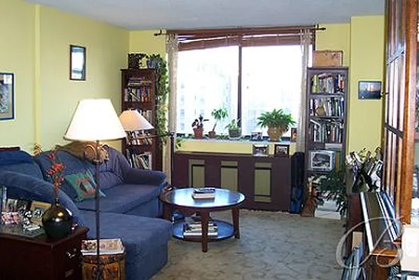 Rented by Bellmarc Realty | media 4