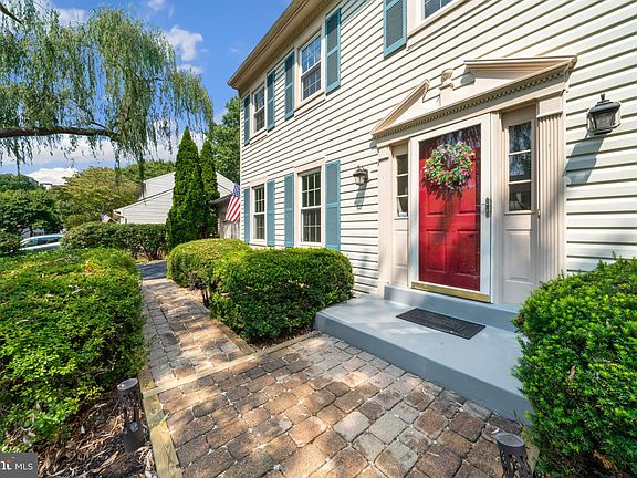 4th image of 13629 Hartsbourne Dr