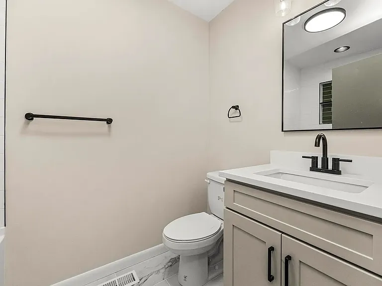 5702 Brentwood Meadows Cir — Photo 25