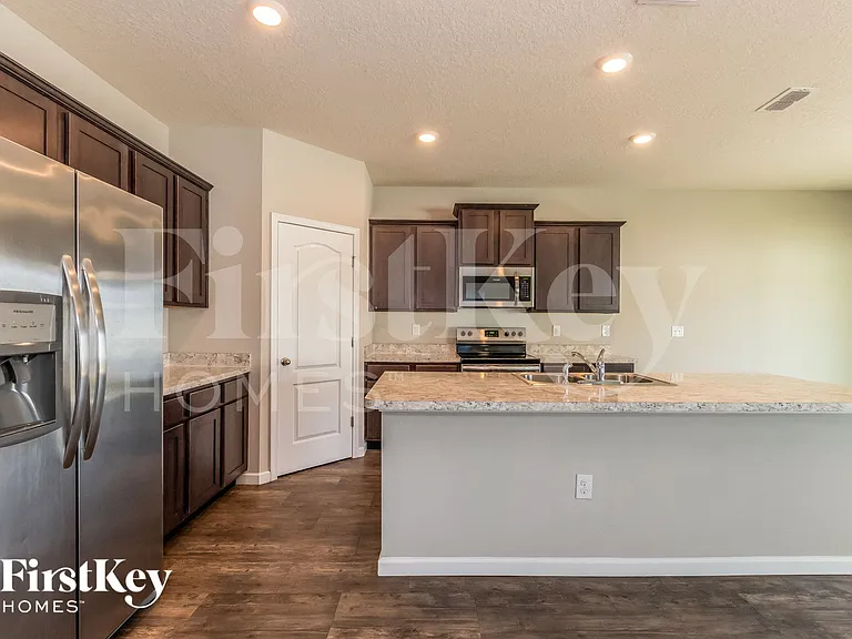 8369 Cape Fox Dr — Photo 5