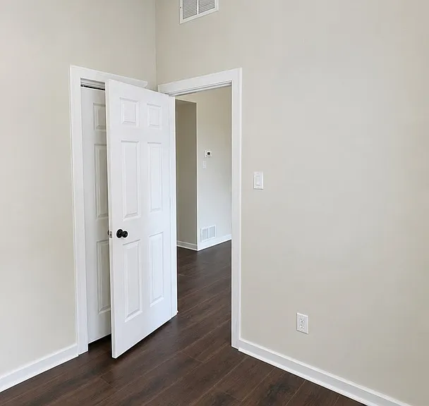 1141 S Saint Louis Ave #2 — Photo 15