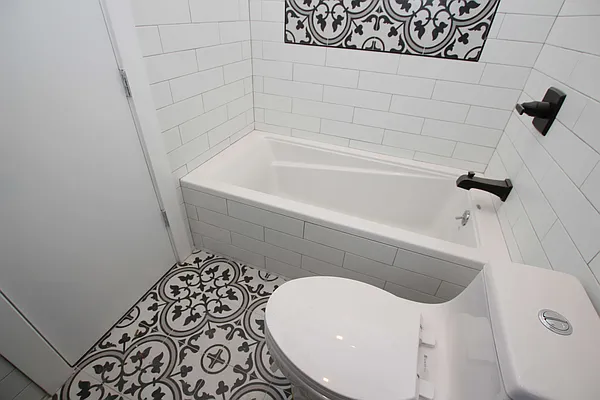 Rented by Nooklyn NYC LLC | media 25