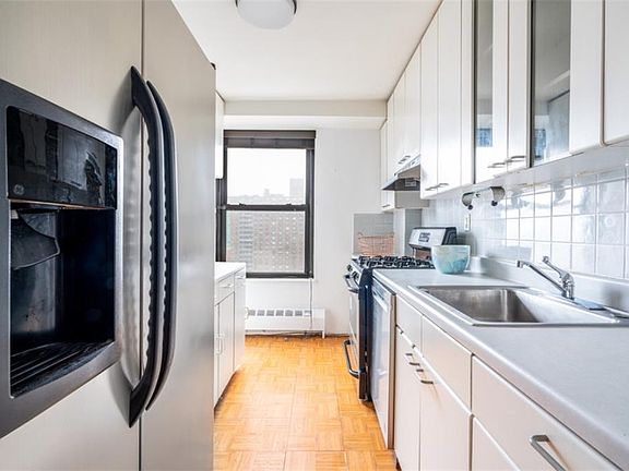 4th image of 61-15 98th St #10-D
