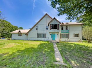 3038 Radio Rd, Almo, KY 42020