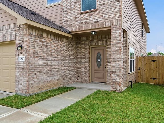 4th image of 2807 Pine Estate Ln
