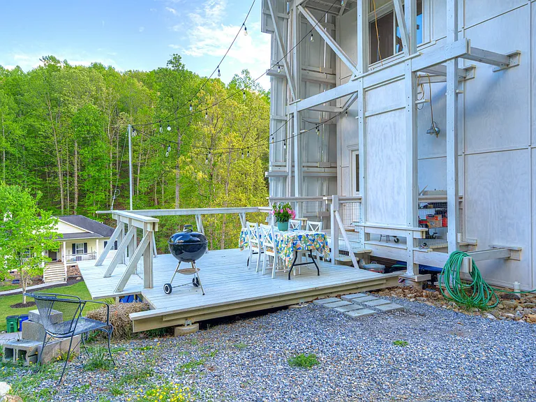 300 John Lemley Ln — Photo 42