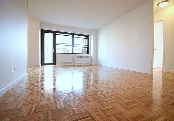 2nd image of 175 W 90th St APT 13B