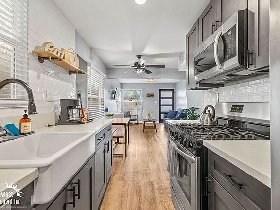 4th image of 3636-42 Florida St #3640