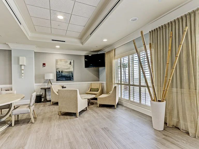 2640 Lake Shore Dr #2014 — Photo 78