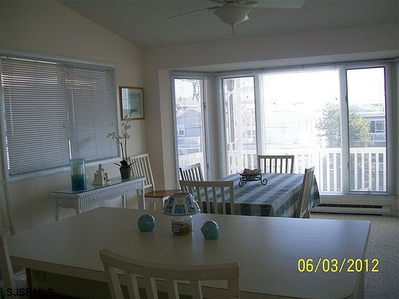 4th image of 4642 West Ave