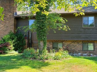 555 Cardinal Dr, Pasadena, MD 21122