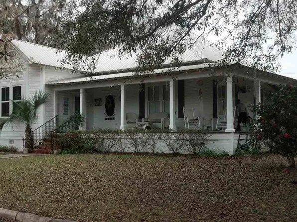 602 Bay St W, Perry, FL 32348
