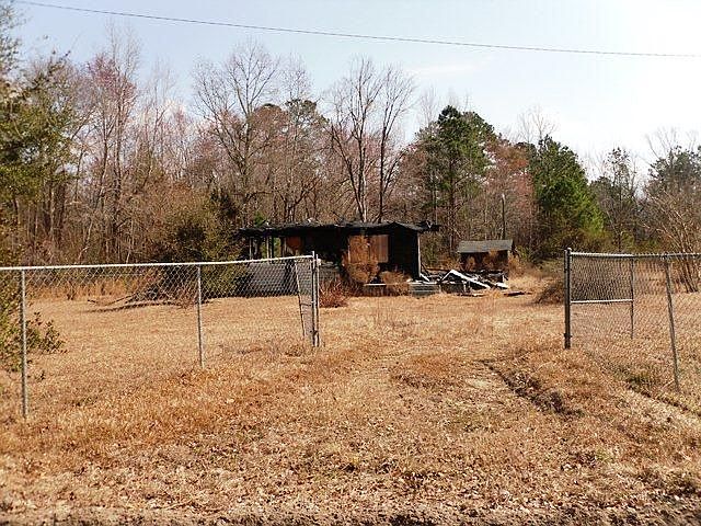 2nd image of 519 Trinity Church Rd