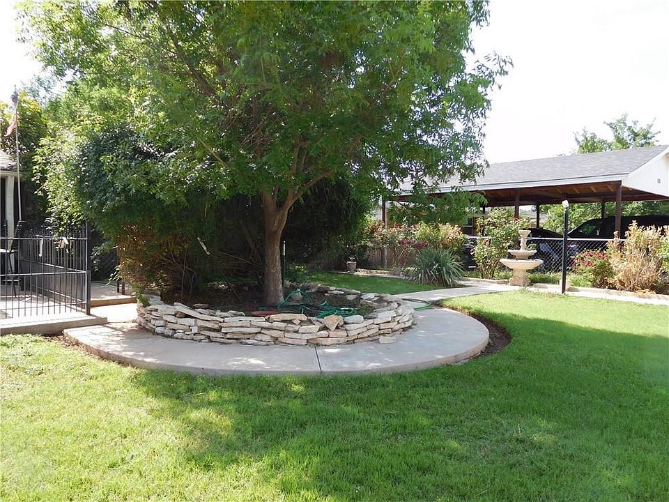 1st image of 625 S Bowie Dr