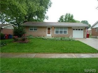 2060 Saint Louis St, Florissant, MO 63033