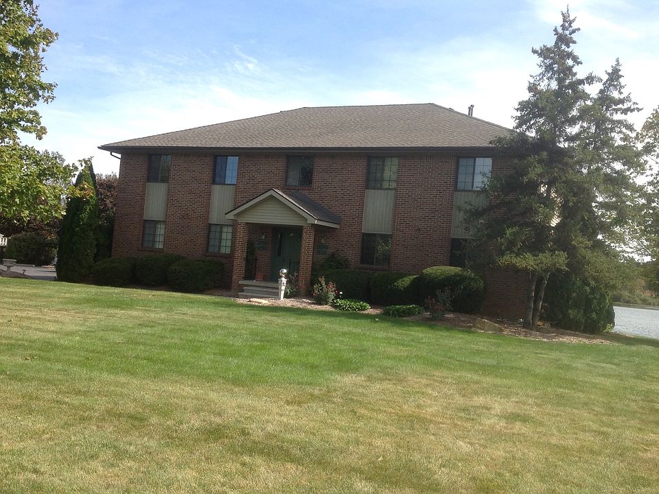 1st image of 27300 Sandy Hill Ct