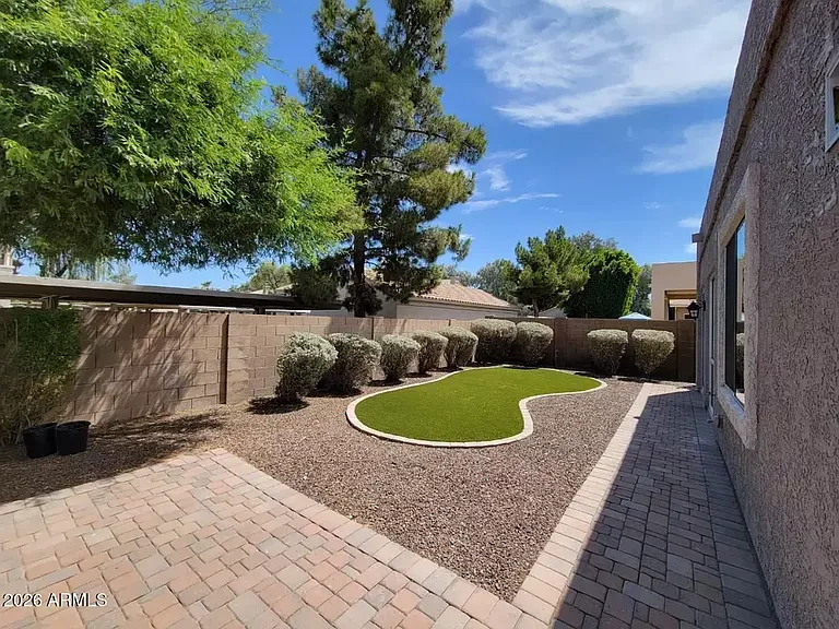 964 W Fairway Dr — Photo 44