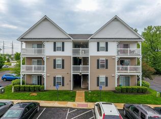 9733 Crayford Rd #9E, Saint Louis, MO 63123