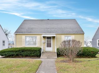 2318 Horeb Ave, Zion, IL 60099