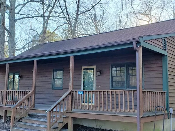 128 Holly Rd, Heathsville, VA 22473
