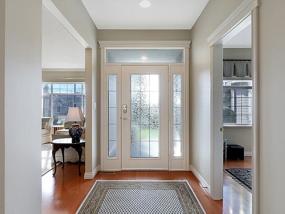 5th image of 3382 Royal Vista Way