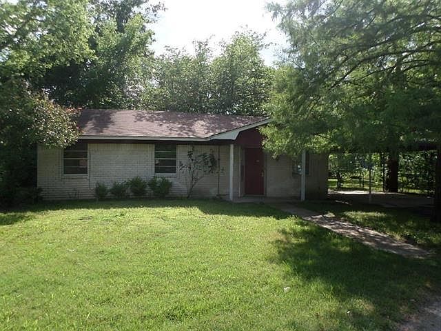 1st image of 214 College St