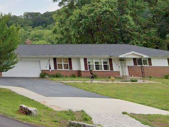 2502 Old Sugar Creek Rd, Fenton, MO 63026