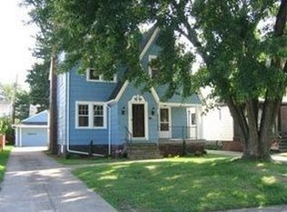 9520 Birchwood Rd, Garfield Heights, OH 44125
