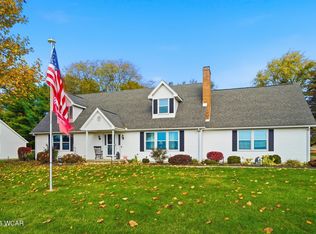 3650 Redbud Ln, Lima, OH 45806