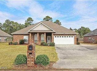 11020 Nix Rd, Ocean Springs, MS 39564