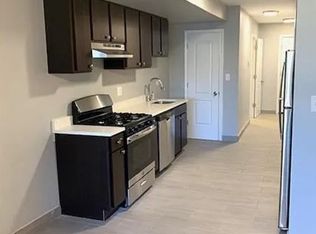 5700 S Wabash Ave #B, Chicago, IL 60637