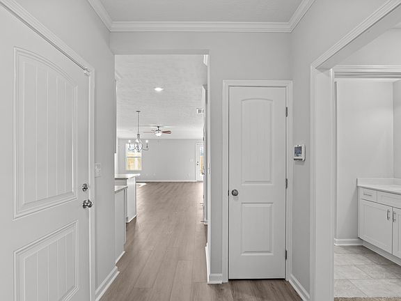 4th image of 210 Willowton Lane
