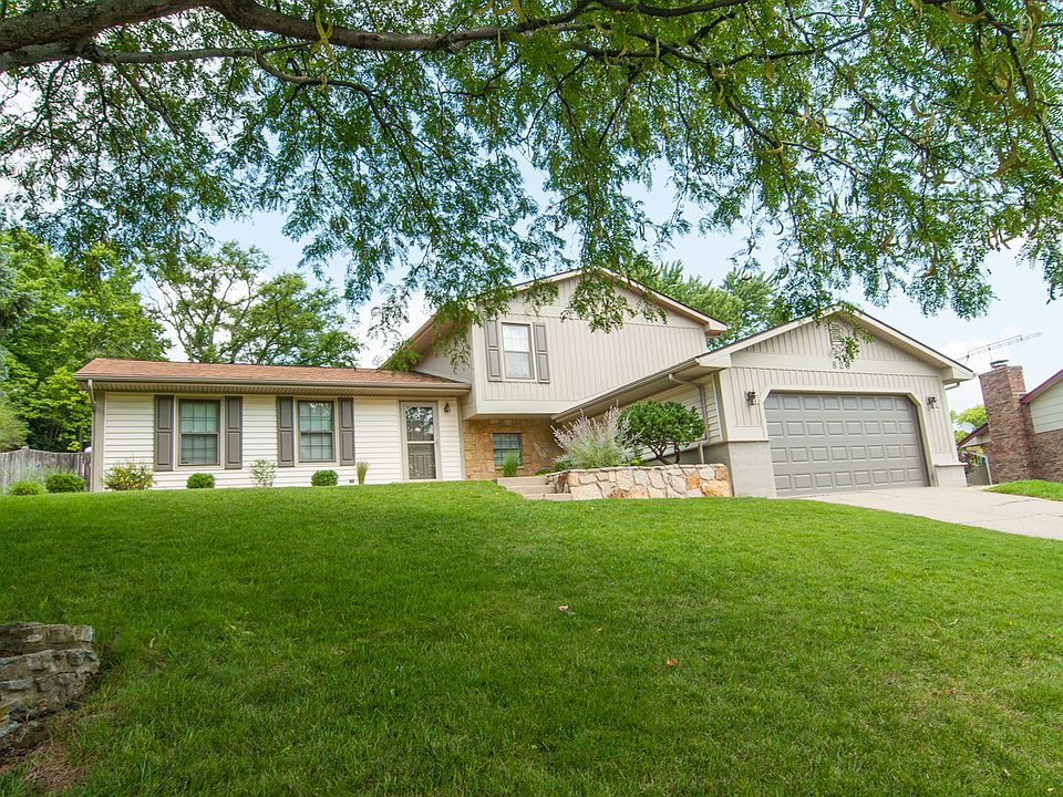 1st image of 823 Merry John Dr