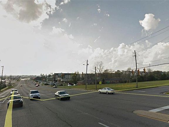 4th image of 1250 Veterans Memorial Pkwy