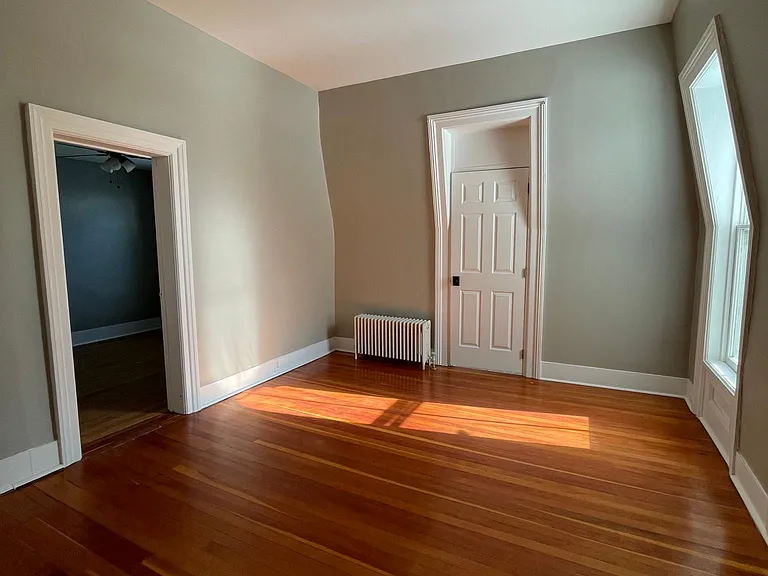 47 White St #4 — Photo 10