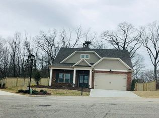 2716 Limestone Creek Dr, Gainesville, GA 30501