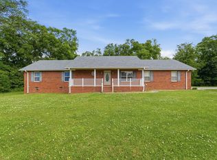 404 Heikens Dr, Decherd, TN 37324