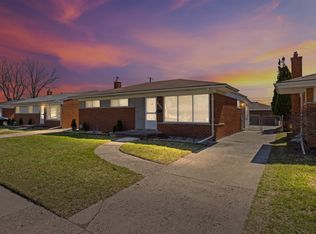 16840 May Ave, Eastpointe, MI 48021