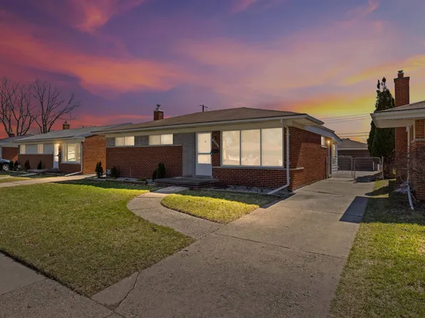 16840 May Ave, Eastpointe, MI 48021