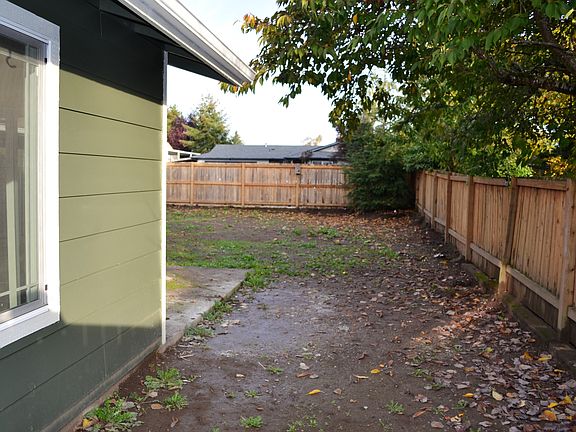 Side Yard with Large Gate